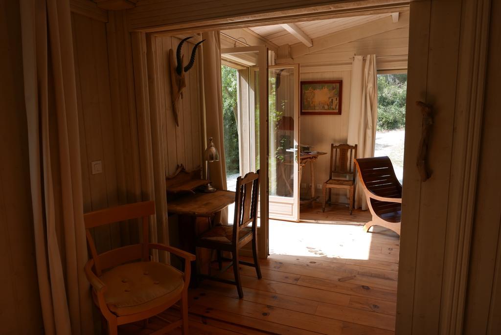 Cabane De La Leque Fontvieille Extérieur photo